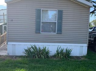 10 Cedar St, Minooka, IL 60447