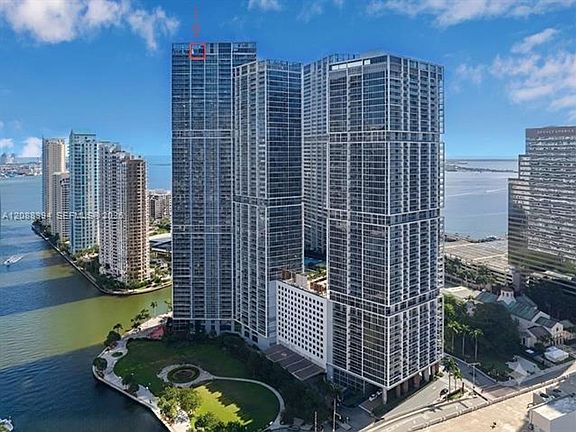 2nd image of 465 Brickell Ave #Cu-5704