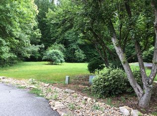 4941 Hackamore Rd, Greensboro, NC 27410