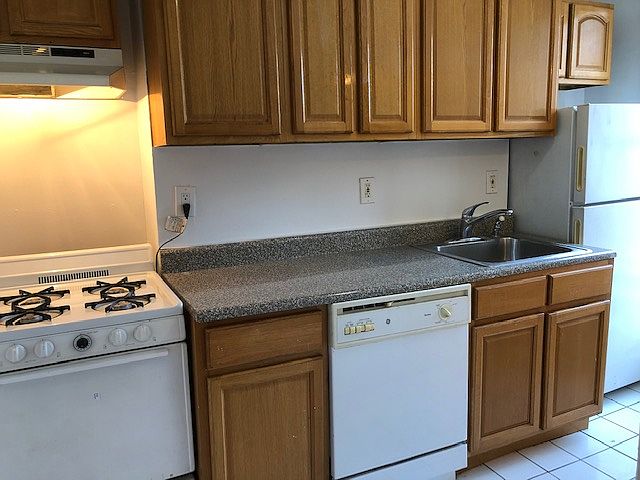 1st image of 645 2nd Ave APT 4