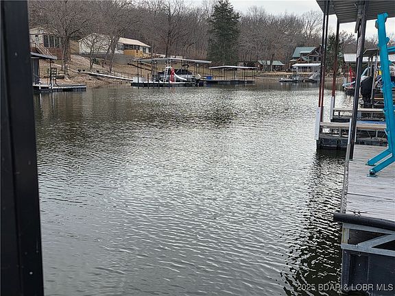 5th image of 30450 Hickory Ln