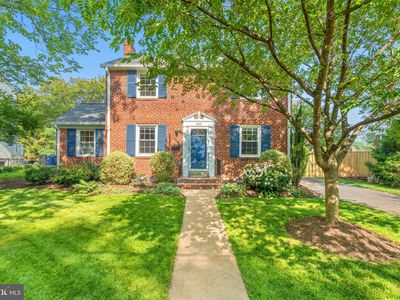 2705 N Somerset St, Arlington, VA, 22213