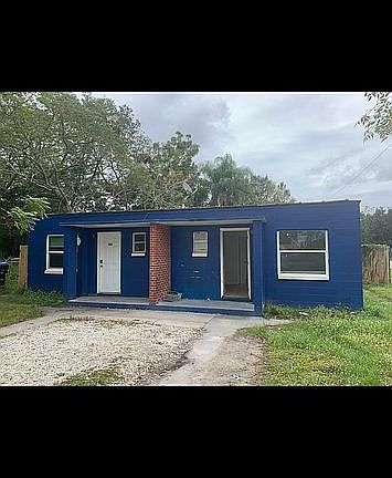 4th image of 4662 America St
