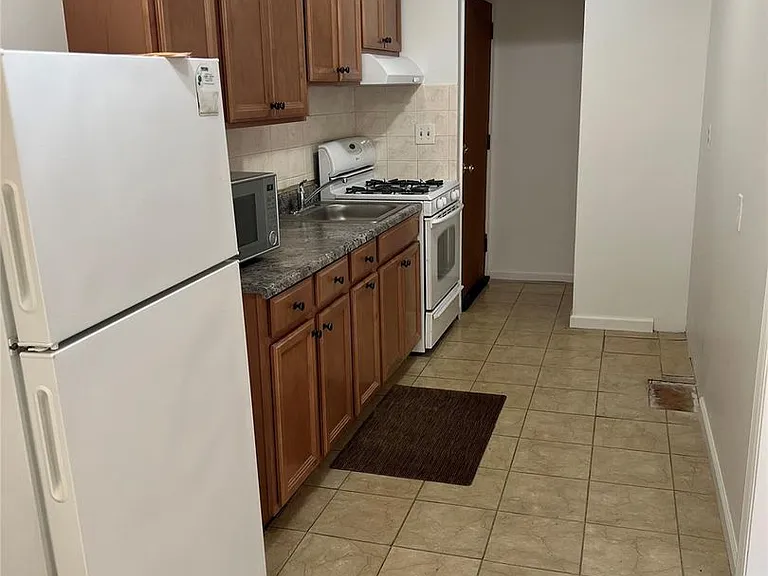 6 Colonial Rd #70 — Photo 7