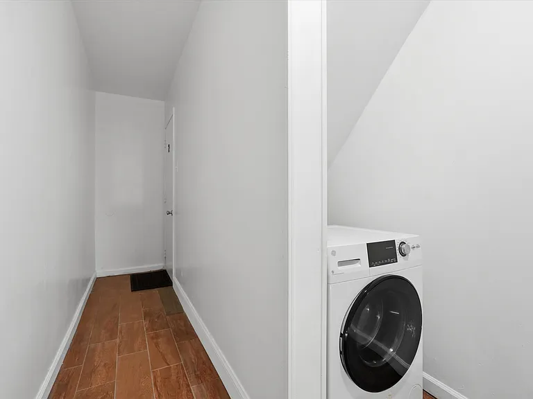 250 E Girard Ave #1 — Photo 12