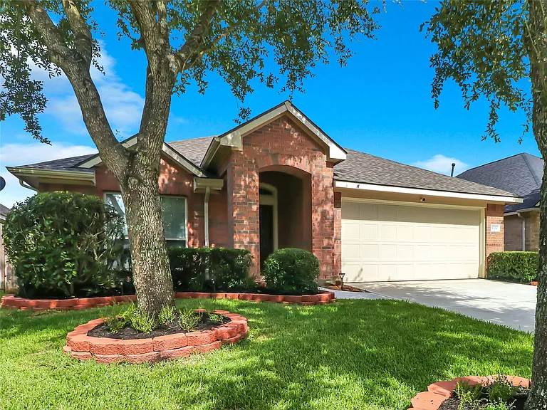 8314 Dusty Canyon Ln — Photo 1