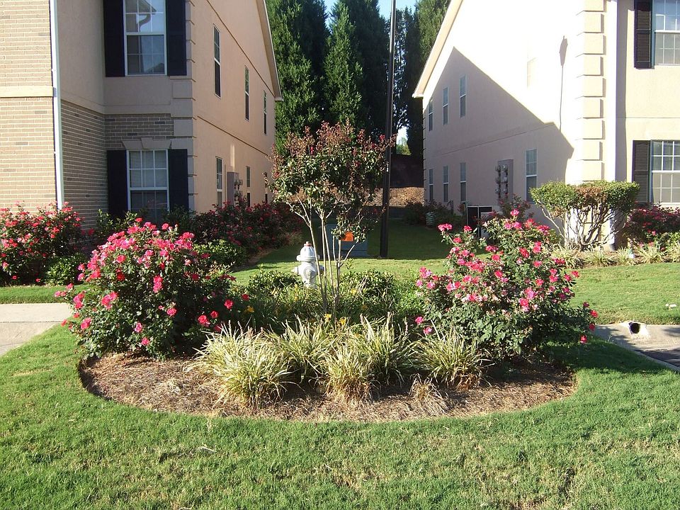 Gorgeous Landscaping!