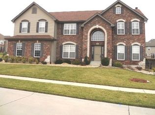 3002 Windsor Point Dr, Saint Louis, MO 63129