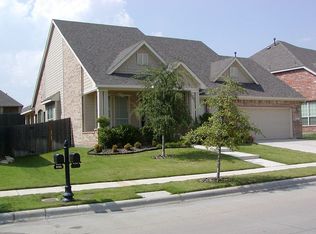 9705 Lacey Ln, Fort Worth, TX 76244