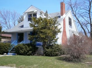 9307 S 51st Ave, Oak Lawn, IL 60453