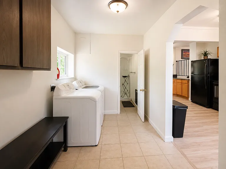38935 Pine St — Photo 2