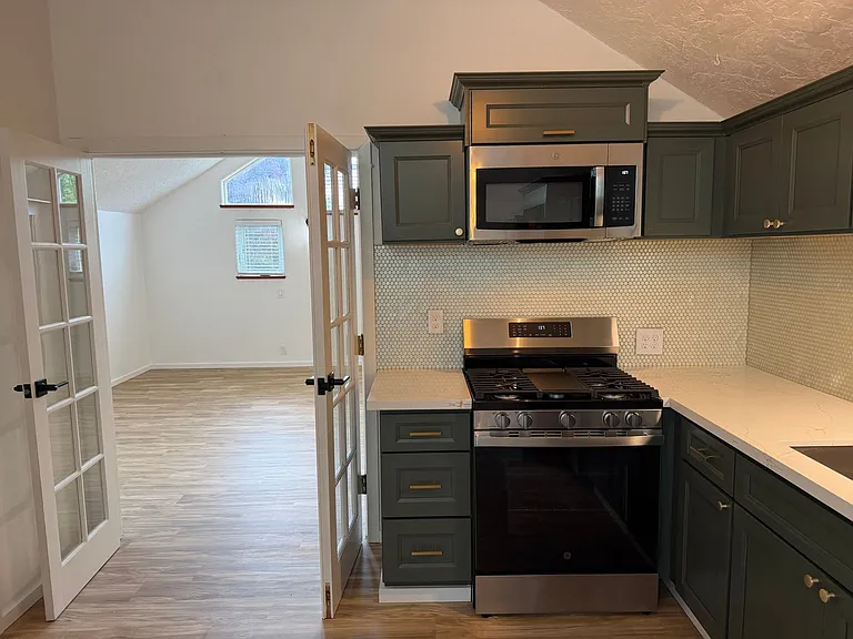 1785 W 14th Ave #B — Photo 13
