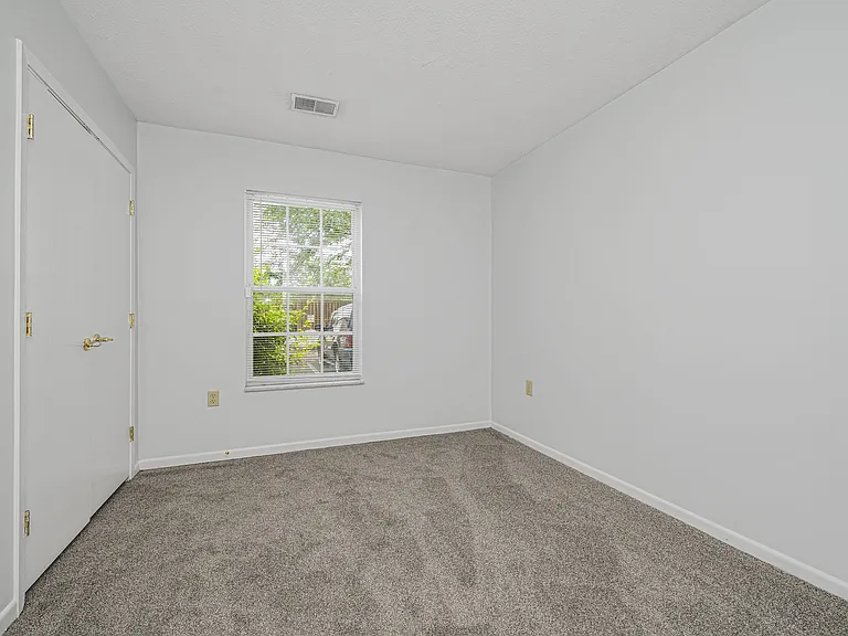 Crescent Village — Photo 11