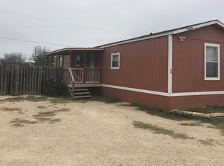 54 Willowbrook Ct, Martindale, TX 78655