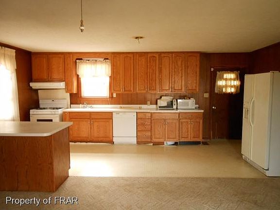 4th image of 347 W Parkton Tobermory Rd