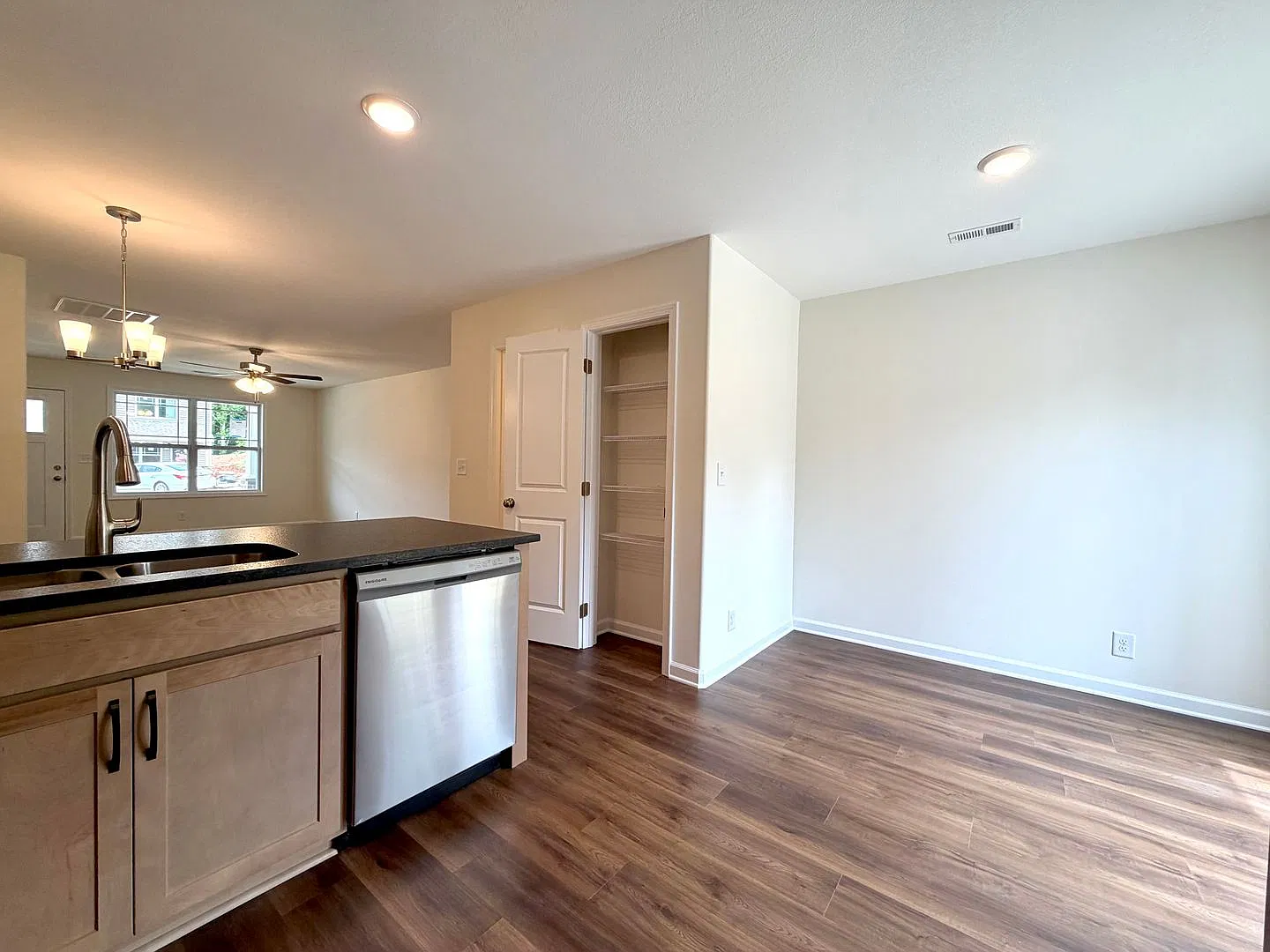 Serene Townhomes - 904 Peaceful Place — Photo 1