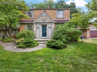 1075 S Highland St, Dearborn, MI 48124