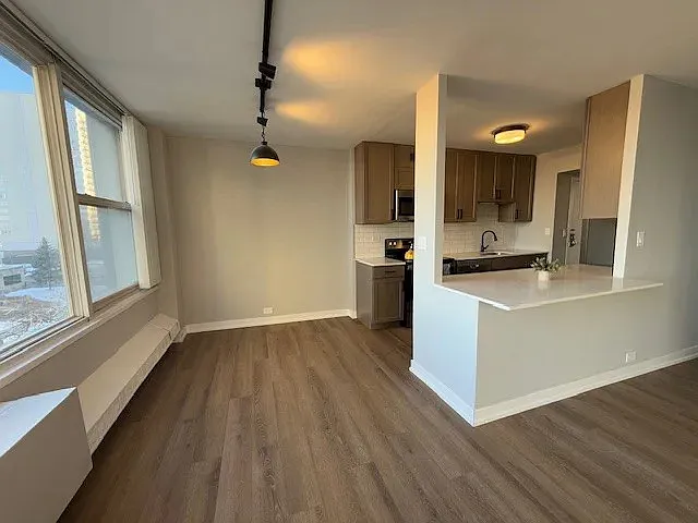 5649-50 N Sheridan Rd #4A — Photo 7