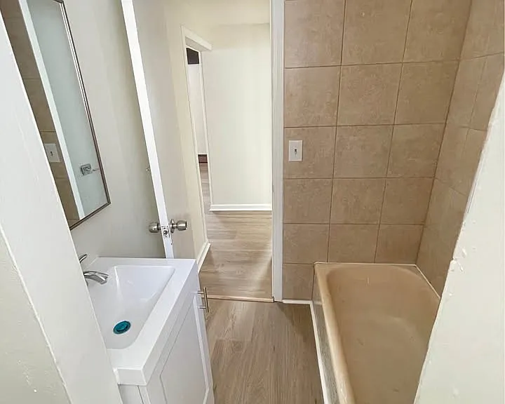 925 Butternut St #1 — Photo 13