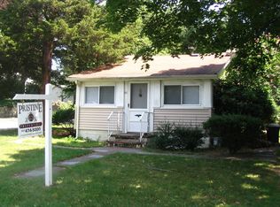 63 Lynbrook Dr, Sound Beach, NY 11789