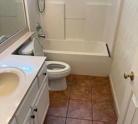 4th image of 6350 Stonecroft Ct