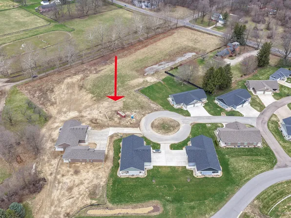 139 Lexington Pointe Dr #6, Niles, MI 49120