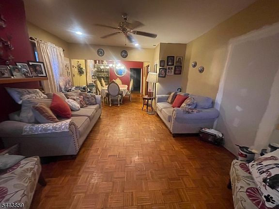 2nd image of 25 Ward St