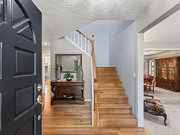 5th image of 8670 SW Rogue Ln