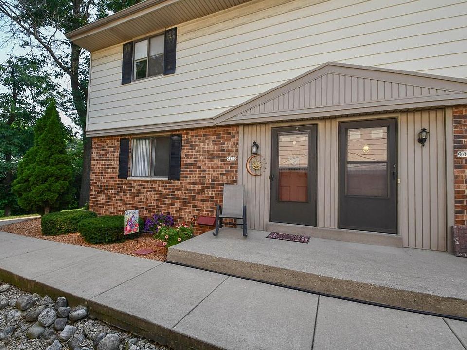 1st image of 9440 W Maple Ct #9440