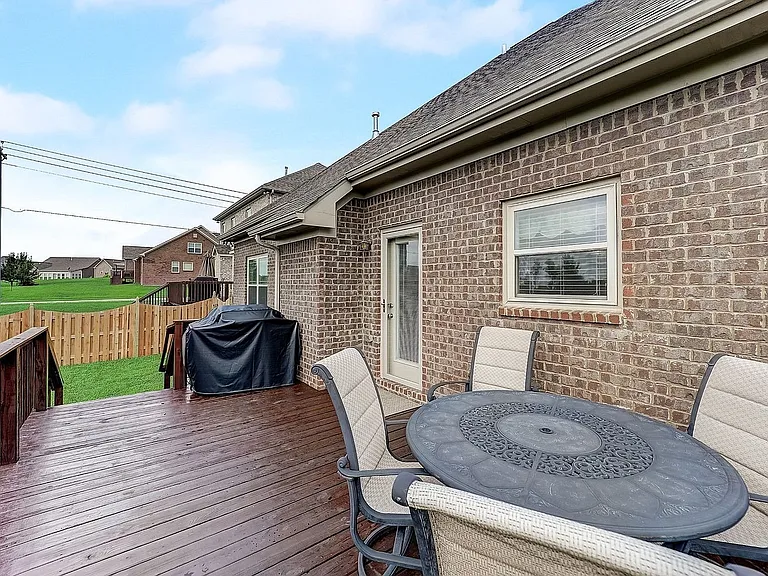 6040 Sanmar Dr — Photo 40