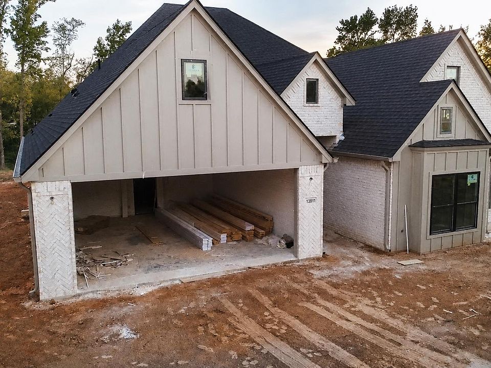1st image of 13811 Luka Ln