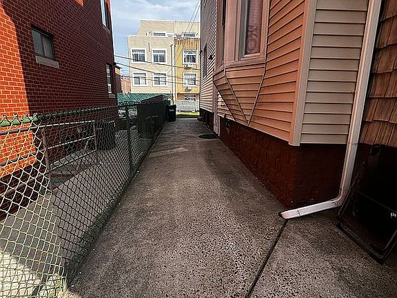 4th image of 8725 21st Ave