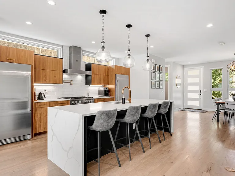 3524 Mariposa St — Photo 3