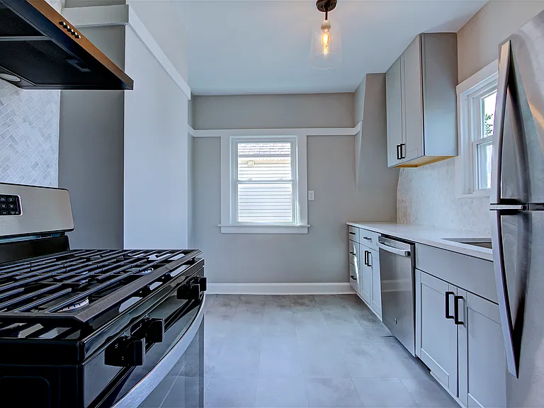 2060 Bunts Rd #UPPER — Photo 4