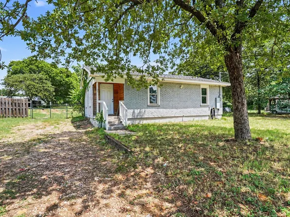6337 Renwood Dr, Fort Worth, TX 76140