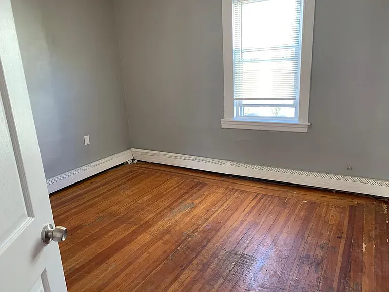 347 Douglas Ave #2 — Photo 14