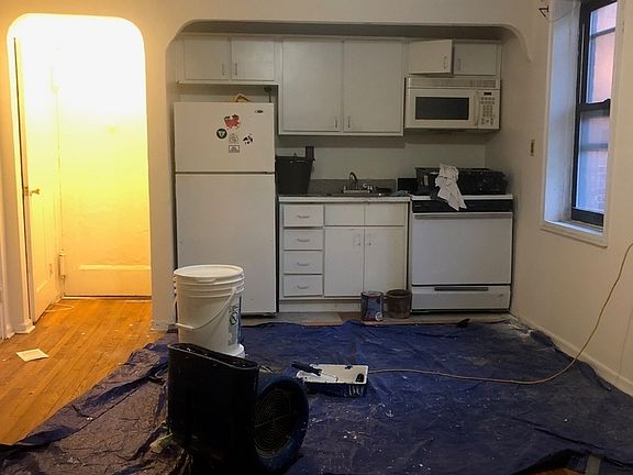2nd image of 300 Linden Blvd APT 1B