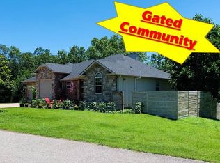 1693 Morningside Falls Blvd, Blue Eye, MO 65611