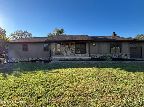 130 3rd St, Rockwood, TN 37854