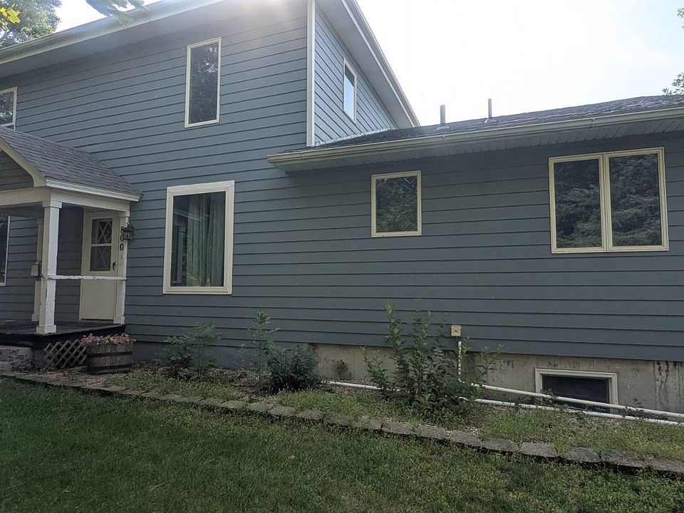 1st image of 800 S Main St