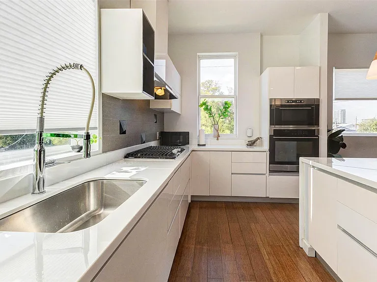 4115 Chartres St — Photo 19