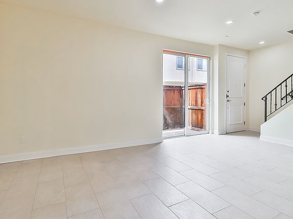 2nd image of 7132 Farralone Ave