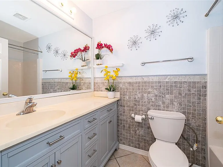 611 Baldwin Dr — Photo 12