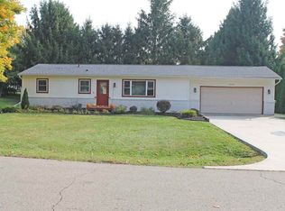 22339 Happy Dr, Cassopolis, MI 49031