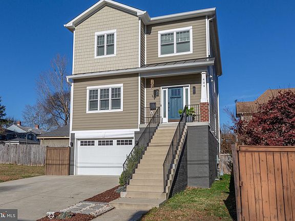 3rd image of 409 Dunmore St