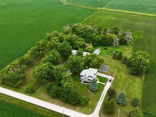 1157 240th St, Moorland, IA 50566
