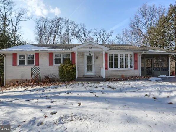 192 Shady Ln, Middletown, PA 17057
