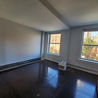 Rented by Green Home NY Realty LLC | media 15