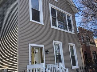 1733 W Newport Ave APT 2F, Chicago, IL 60657