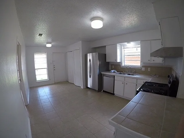 734 Hawn Cir — Photo 9